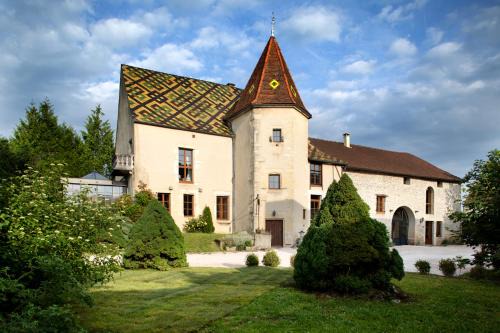 Pichanges House | L'Hote Antique - MAISON D'HOTE- 4 Suites avec cuisine