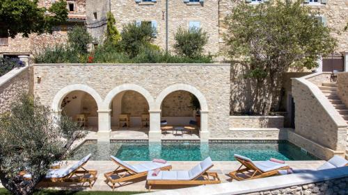 Le Barroux House | L'Iris de Suse