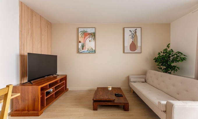 Centre Ville Rive Gauche Apartment | L’Oasis Normande avec Balnéo – Centre-ville de Rouen