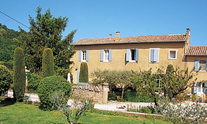 Menerbes House | L'Olivier by Interhome