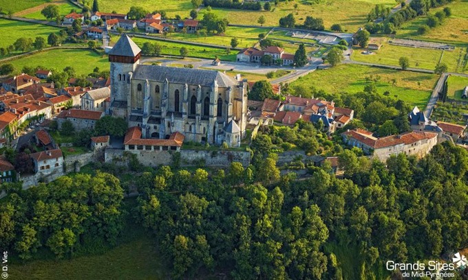 Siradan Hotel | L' Orée des Cimes