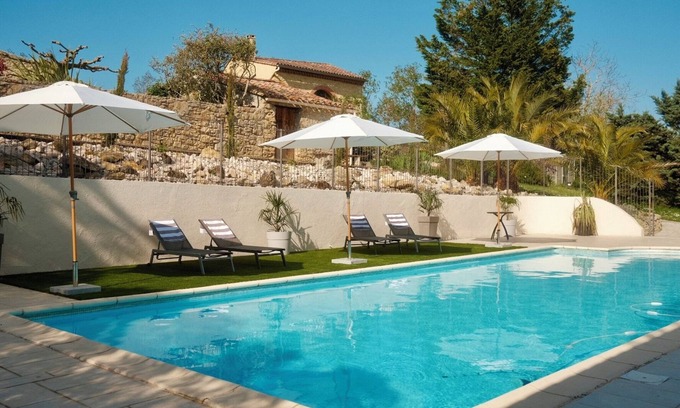 Pech-Luna House | L’Ostalet: a beautifully restored gîte near Mirepoix w/large heated pool