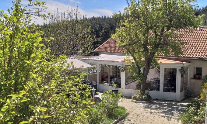 Saint-Bonnet-de-Montauroux House | L'Oustà de Gilè: Home for nature lovers