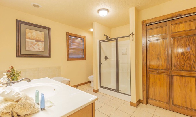 Reeds Spring Cabin | L130 3-Br with Loft Lakeview Cabin; Don’t Miss 15% Off 3+ Nts SEE DESC>BELOW