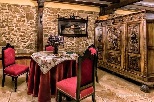 Pasaron de la Vera House | La Antigua Botica