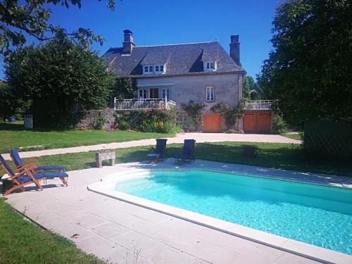 Barriac-les-Bosquets Apartment | La appartement des rosiers
