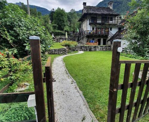 Varzo Ski Chalet | La Baita di Guenda