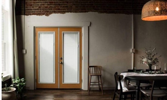 Morris Chapel House | La Banque Stylish and comfy stayn