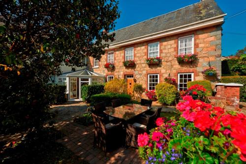 St. Martins Hotel | La Barbarie Hotel