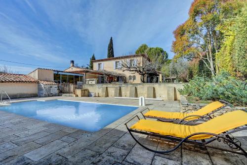 Piolenc House | La Bastide des Jourdans - Piscine et climatisation