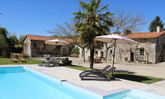 Savigne House | La Batonnerie
