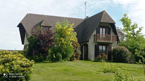 Bordeaux-Saint-Clair Apartment | La BELLA 12 - Appartement gite dans maison d'hôtes