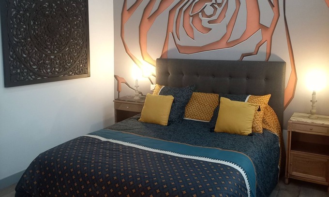 Verdun-sur-le-Doubs Apartment | La Belle Époque