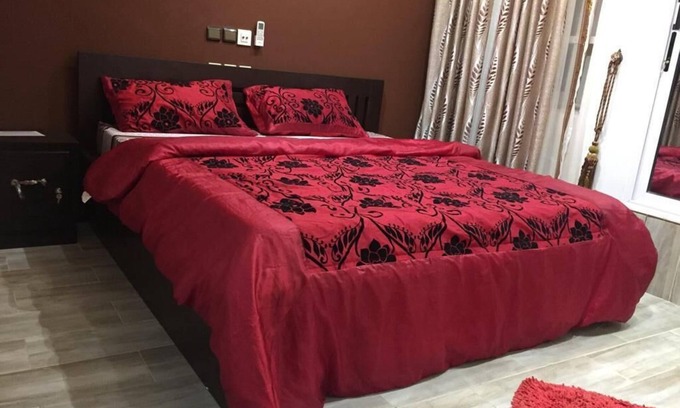 Abomey-Calavi Bed & Breakfast | La Belle au Bois Dormant