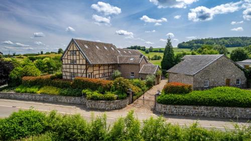 Plombieres Bed & Breakfast | La belle Maison