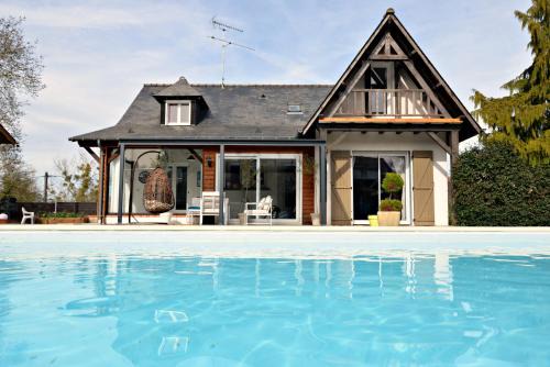 Bouessay House | La Belle Rochette
