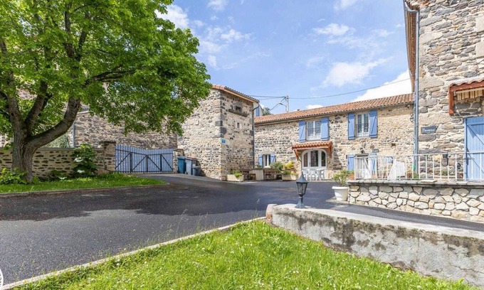 Clemensat House | La Bergerie - CLEMENSAT