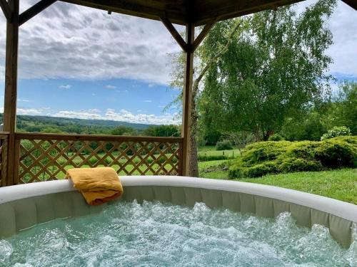Ahun Bed & Breakfast | La Bergerie de Chantemille - Les Dahlias