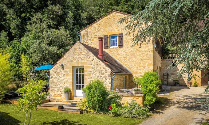 Carsac-Aillac House | La Bergerie - Charming gîte in the heart of Périgord