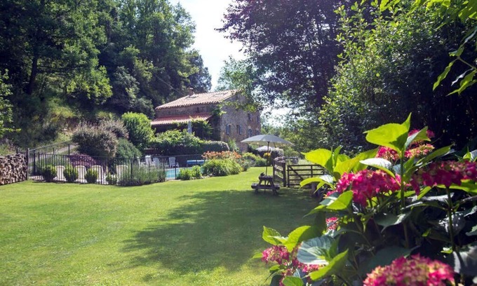 Montferrer Ski Chalet | La Bergerie, tranquil retreat with pool in its own valley 30 miles from the sea