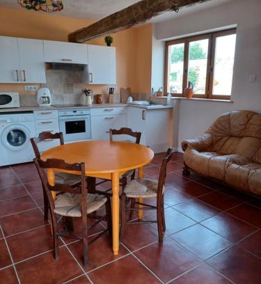 Mirepoix House | La Biste