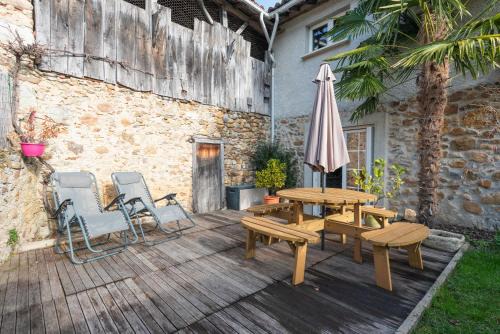 Antichan House | La Boutique - Gite de montagne