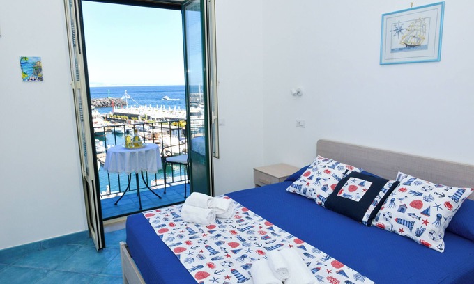 Piano di Sorrento Apartment | La Brezza Home