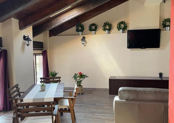 Giaveno Apartment | 'La Buffa', Elegante appartamento a Giaveno by ConfirentHouse
