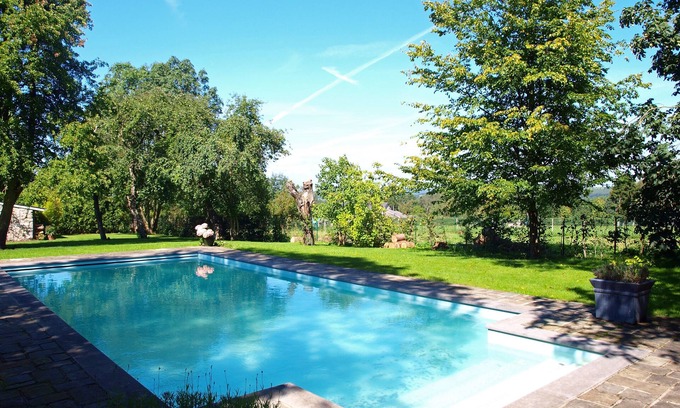 Xhoris House | La Buissonnière