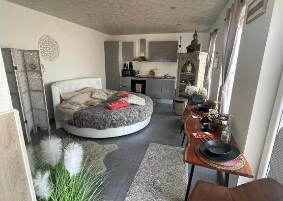 Frameries Apartment | La bulle à bonheur - Spa privatif