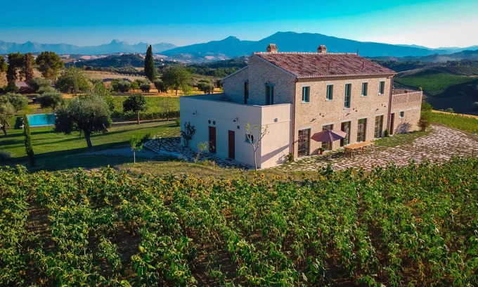 Monteprandone Villa | La Buona Maniera 10, Emma Villas