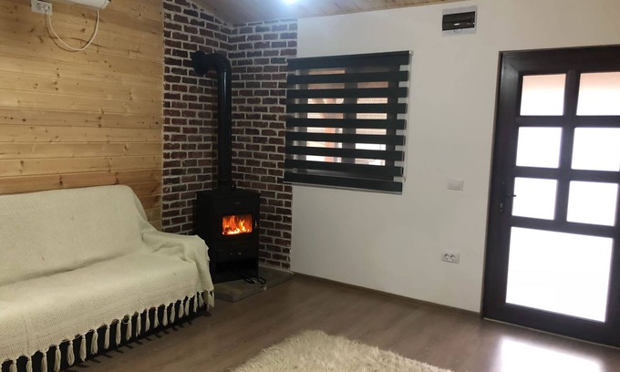Gura Suhasului Cabin | La cabana , Salina, strand sarat Ocnele Mari RM valcea