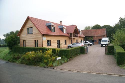 Denier Bed & Breakfast | La cabane de Denier