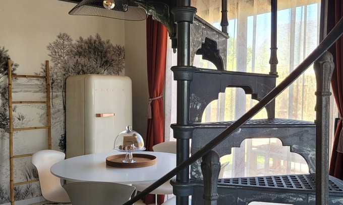 Mesquer House | La Cabane des Salines near the sea and salt marshes. Ideal family of 5 people