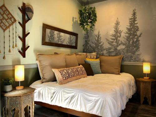 Astoria Apartment | La Cabane Noire