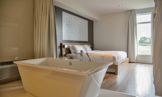 Beauceville Hotel | La Cache du Golf