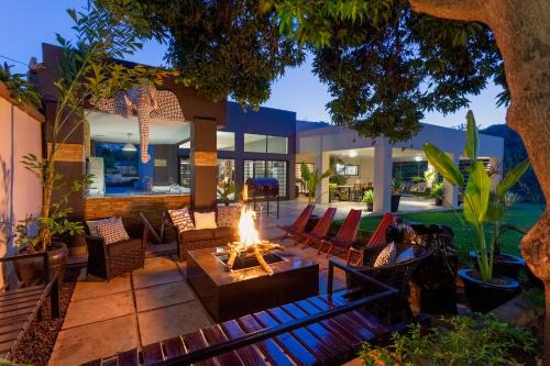 Livingstone Apartment | La Caduta Luxury Villa