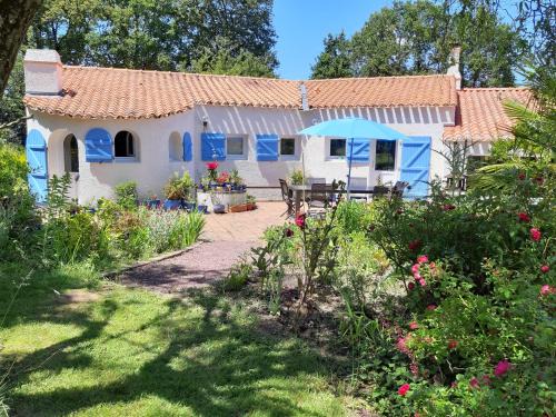 Chauve Bed & Breakfast | La Caillerie