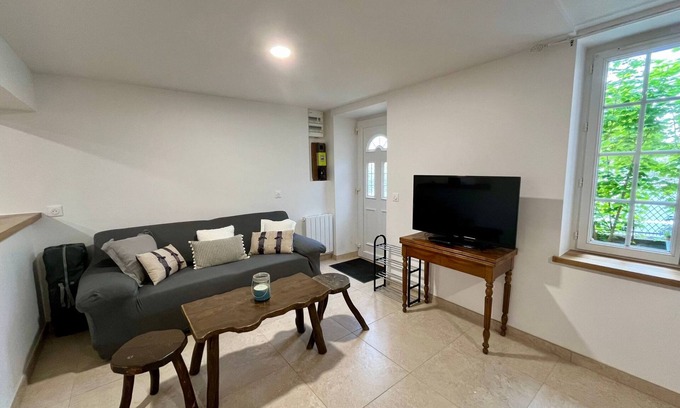 Chouzy-sur-Cisse House | La Calcicienne
