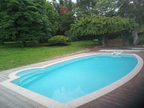 Samatan Bed & Breakfast | La Canette de Phil - Chambre d'hôtes, Indépendante - Vue sur piscine