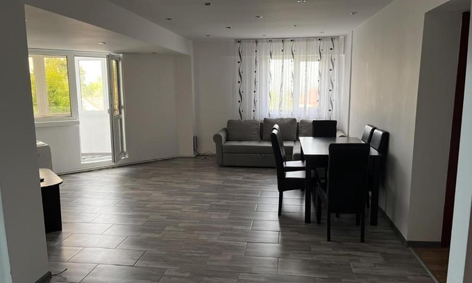 Vulcan Apartment | LA CARMEN ! Apartament cu 3 camere !