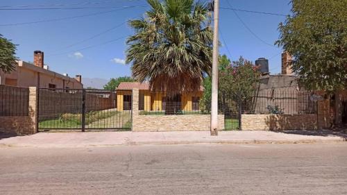 Tinogasta House | La casa amarilla