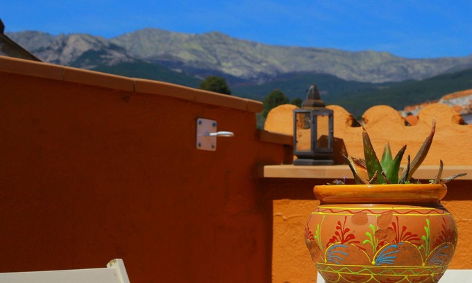 Arenas de San Pedro Apartment | 'La Casa de Lola' Casita de Pueblo Restaurada