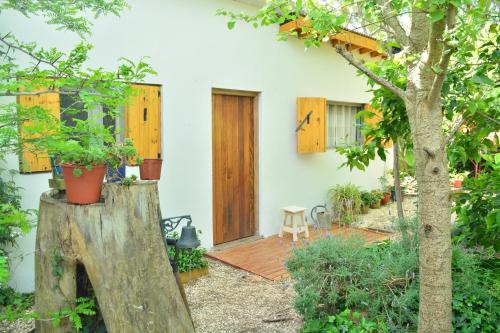 Santa Teresita House | La Casa de Huéspedes