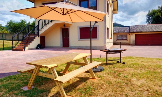 Viveiro Apartment | La Casa de Marina
