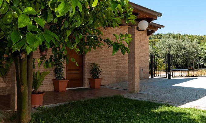 Massignano House | La casa de Rocche