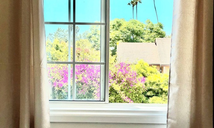 Eastside House | La Casa de San Jose. Relax with the whole family at our peaceful home.