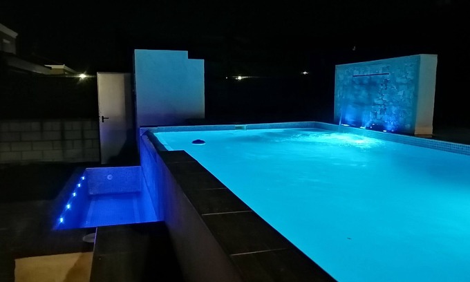 Barcience Ski Chalet | La Casa de Taramona