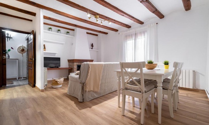 Rubielos de Mora Apartment | La casa del escudo