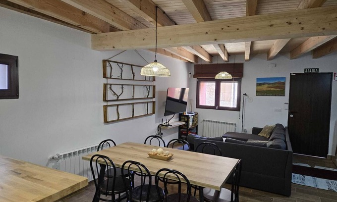Retortillo de Soria Cottage | La Casa del Pastor. Your stellar refuge. You can discover Soria and its skies